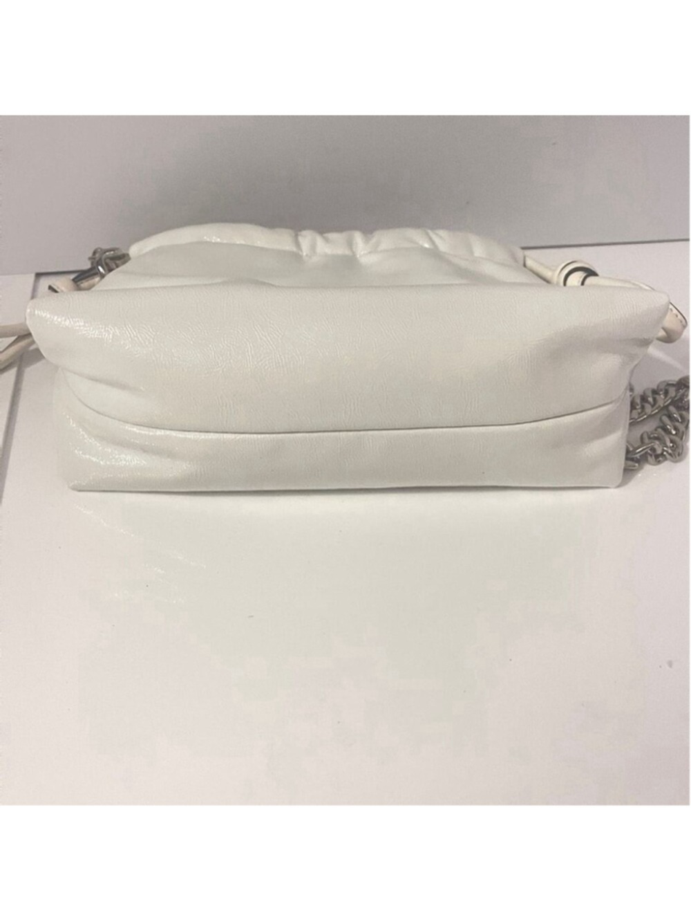 Michael Kors Lina Small Cinch Drawstring Bag Leather Optic White - Picture 4 of 8